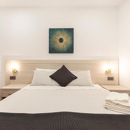 Guesthouse No. 48 Msida Esterno foto